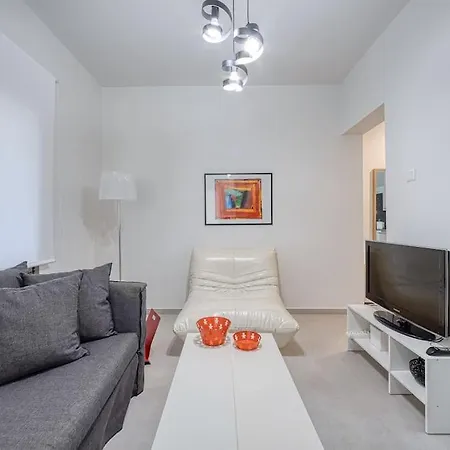 Vivian's House Tríkala